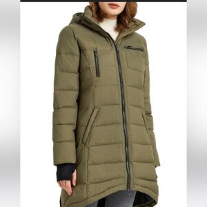 Slant Pocket Zip-up Puffer Down Coat in Army Green